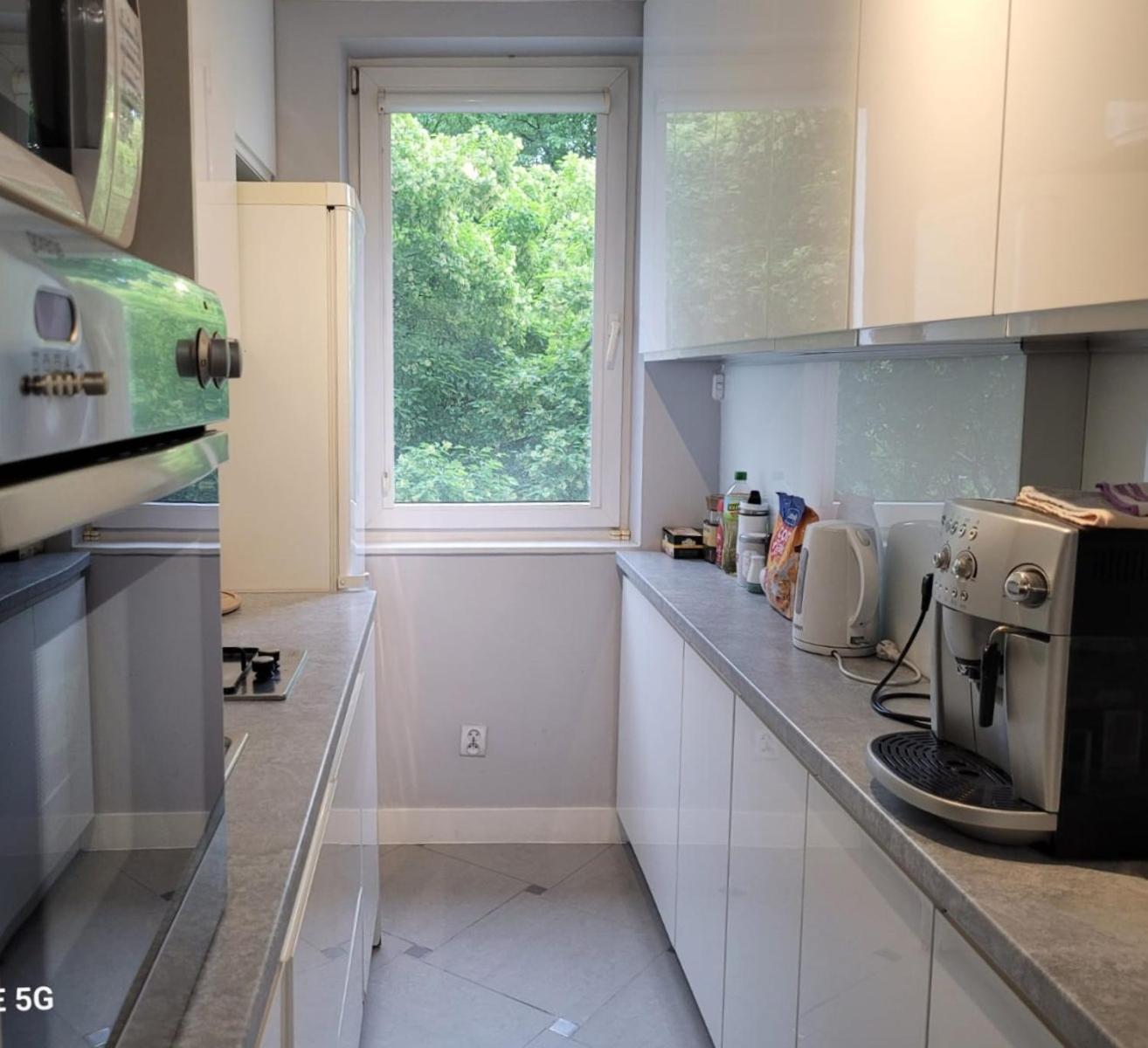 ורשה Apartament Bielany 3 Min From Metro With 5-Meals Per Day Diet Catering, Air Conditioning And Free Parking מראה חיצוני תמונה